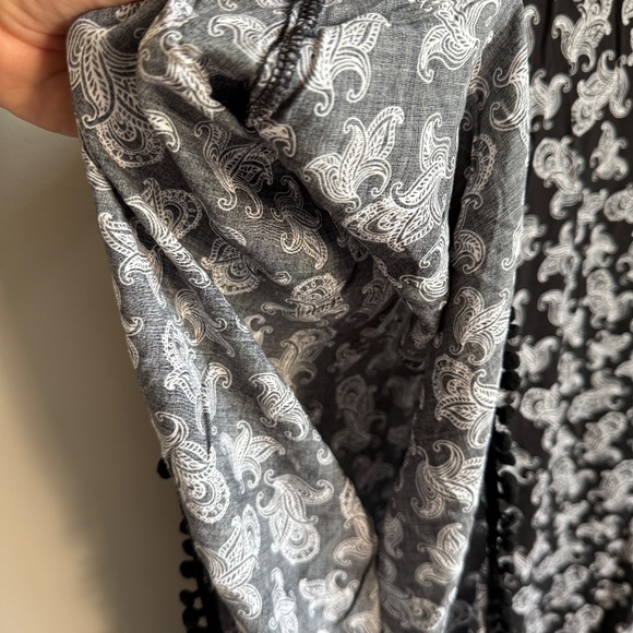 Bikini Village Women's Aztec Floral Beach Cover Up Top Black Large Vacation Pool - Picture 3 of 12